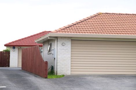 Photo of property in 2/5 Bowscale Place, Northpark, Auckland, 2013