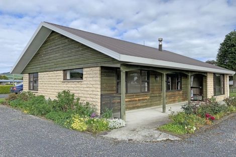 Photo of property in 8 Burns Street, Owaka, 9535