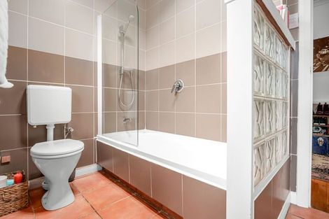 Photo of property in 84 Norton Road, Frankton, Hamilton, 3204