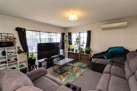 Photo of property in 10/169 Whites Line East, Waiwhetu, Lower Hutt, 5010