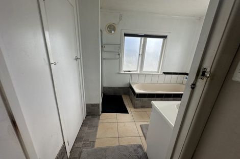 Photo of property in 84 Puriri Road, Manurewa, Auckland, 2102
