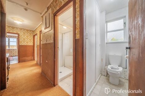 Photo of property in 35 Farmer Crescent, Taita, Lower Hutt, 5011