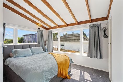 Photo of property in 5 Kawiu Road, Levin, 5510