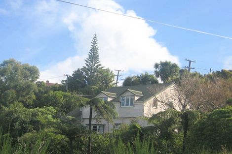 Photo of property in 46 Pekanga Road, Normandale, Lower Hutt, 5010