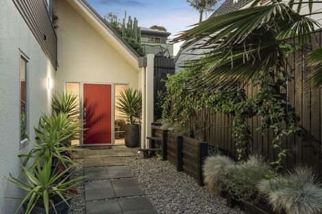 Photo of property in 50b Valley Road, Mount Maunganui, 3116