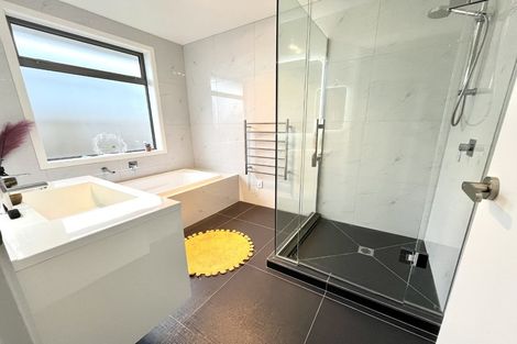 Photo of property in 8 Ekara Road, Flagstaff, Hamilton, 3210