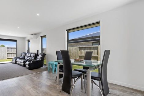 Photo of property in 39 Taioma Close, Papamoa, 3118