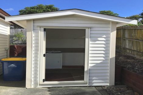 Photo of property in 76 Hugh Green Drive, Pinehill, Auckland, 0632