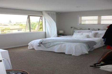 Photo of property in 28b Bevyn Street, Castor Bay, Auckland, 0620