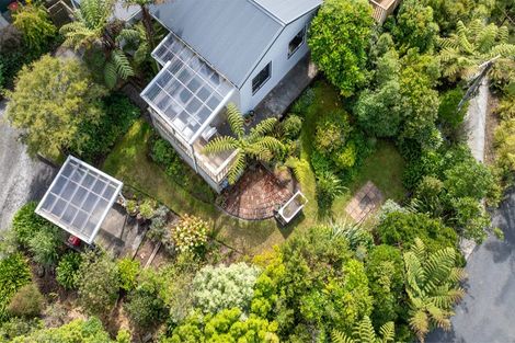 Photo of property in 34 Poto Road, Normandale, Lower Hutt, 5010