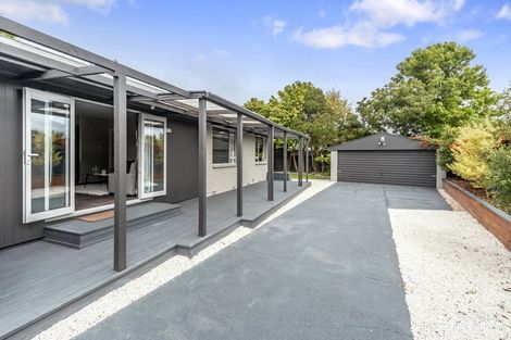 Photo of property in 131 Wainoni Road, Avondale, Christchurch, 8061