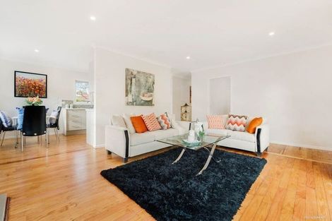 Photo of property in 14 Ocean View Road, Northcote, Auckland, 0627