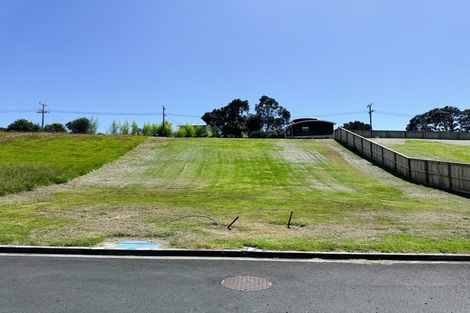 Photo of property in 9 Milky Way, Langs Beach, 0582