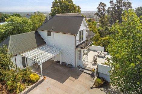 Photo of property in 5 Macmillan Avenue, Cashmere, Christchurch, 8022