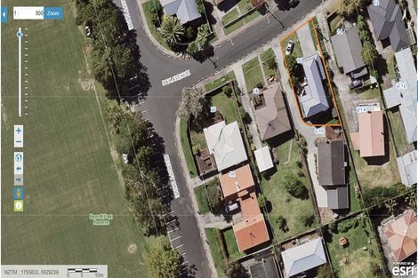 Photo of property in 1/16 Pax Avenue, Forrest Hill, Auckland, 0620