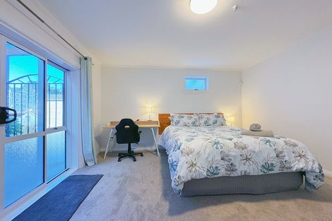 Photo of property in 14b Glenmore Street, Thorndon, Wellington, 6011