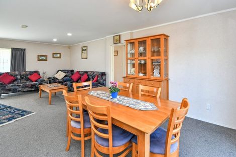 Photo of property in 33 Sheriff Place, Randwick Park, Auckland, 2105