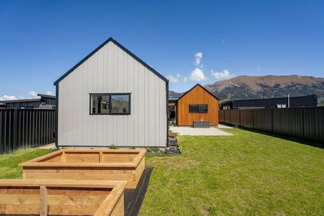 Photo of property in 3 Dunn Street, Lake Hawea, 9382