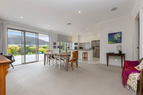 Photo of property in 3 Pohutukawa Parade, Riverhead, 0820