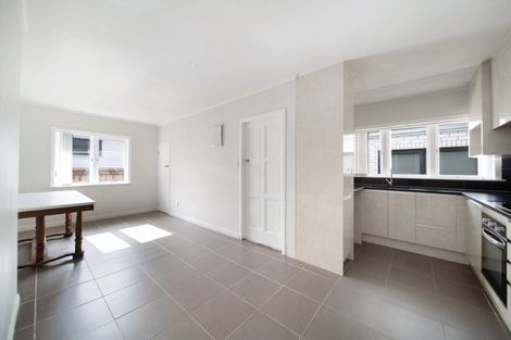 Photo of property in 51 Hallberry Road, Mangere East, Auckland, 2024