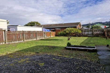 Photo of property in 37 Bay Street, Petone, Lower Hutt, 5012