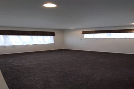 Photo of property in 16a Gills Avenue, Papakura, 2110