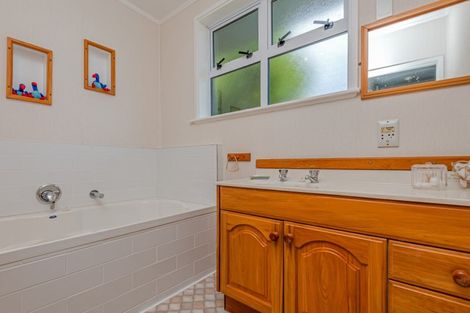 Photo of property in 7 Lawson Street, Pahiatua, 4910