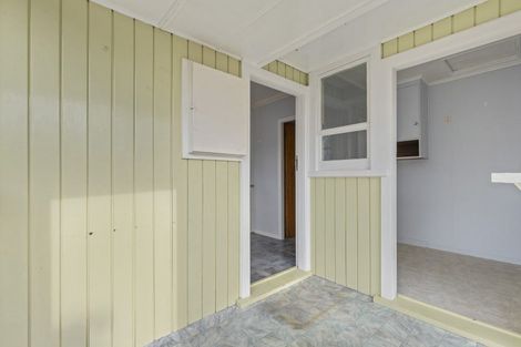 Photo of property in 10 Severn Place, Spotswood, New Plymouth, 4310