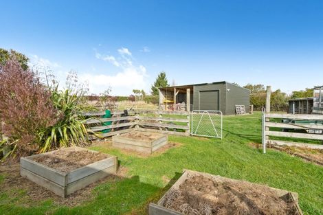 Photo of property in 270 Hughes Line, West Taratahi, Masterton, 5887