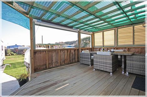 Photo of property in 9 Easton Street, Foxton, 4814