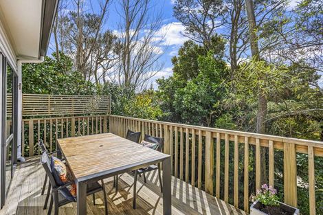 Photo of property in 56a Tamahere Drive, Glenfield, Auckland, 0629