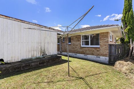 Photo of property in 1/15 Rotoiti Avenue, Pakuranga Heights, Auckland, 2010