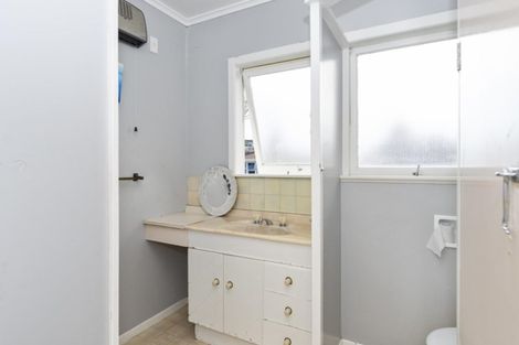 Photo of property in 154 Otumoetai Road, Brookfield, Tauranga, 3110