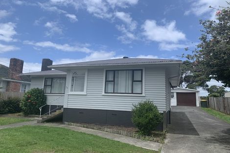 Photo of property in 50 Barrys Road, Glendene, Auckland, 0602