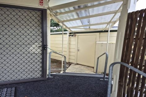 Photo of property in 17a Cecil Place, Cloverlea, Palmerston North, 4412