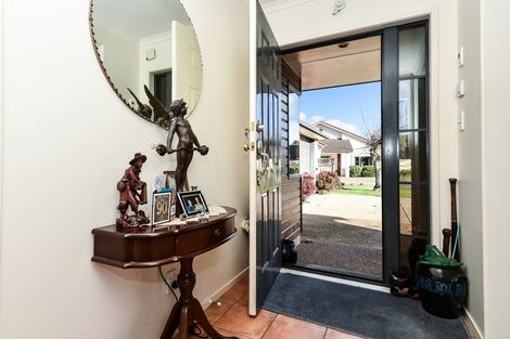 Photo of property in 21 Fendalton Drive, Rototuna, Hamilton, 3210