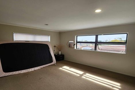 Photo of property in 86a Barrys Road, Glendene, Auckland, 0602