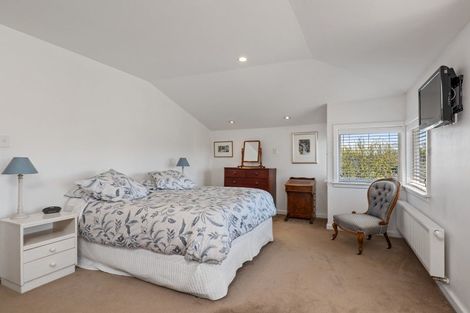 Photo of property in 12 Watford Street, Strowan, Christchurch, 8052