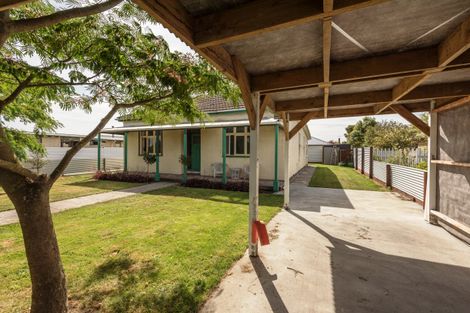 Photo of property in 132 Mcmurdo Street, Tinwald, Ashburton, 7700