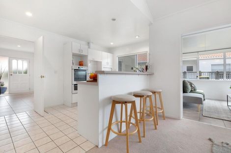 Photo of property in 8 Lakeside Villas, Whitby, Porirua, 5024