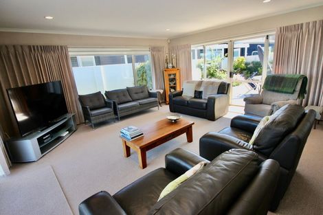 Photo of property in 19 Aquila Drive, Whitianga, 3510