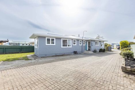 Photo of property in 30 Kelvin Grove Road, Kelvin Grove, Palmerston North, 4414