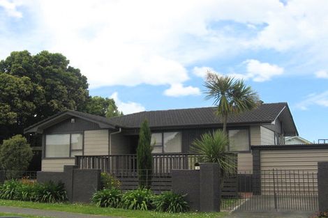 Photo of property in 1/4 John Walker Drive, Manurewa, Auckland, 2102