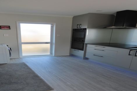 Photo of property in 5/8 Onslow Road, Papakura, 2110