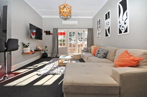 Photo of property in 47 View Road, Henderson, Auckland, 0612