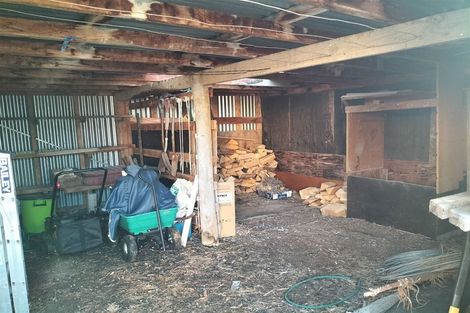 Photo of property in 1440 Martinborough Masterton Road, Gladstone, Masterton, 5884