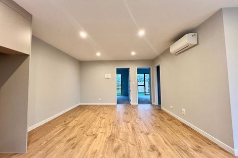 Photo of property in 16 Kiokio Place, Swanson, 0614