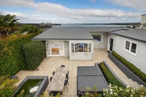 Photo of property in 2/14 Pine Ridge Terrace, Hauraki, Auckland, 0622