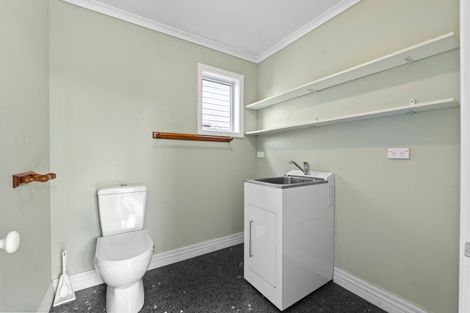 Photo of property in 263 Carrington Street, Vogeltown, New Plymouth, 4310