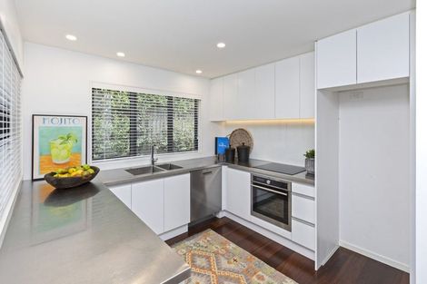 Photo of property in 7b Rossall Street, Merivale, Christchurch, 8014